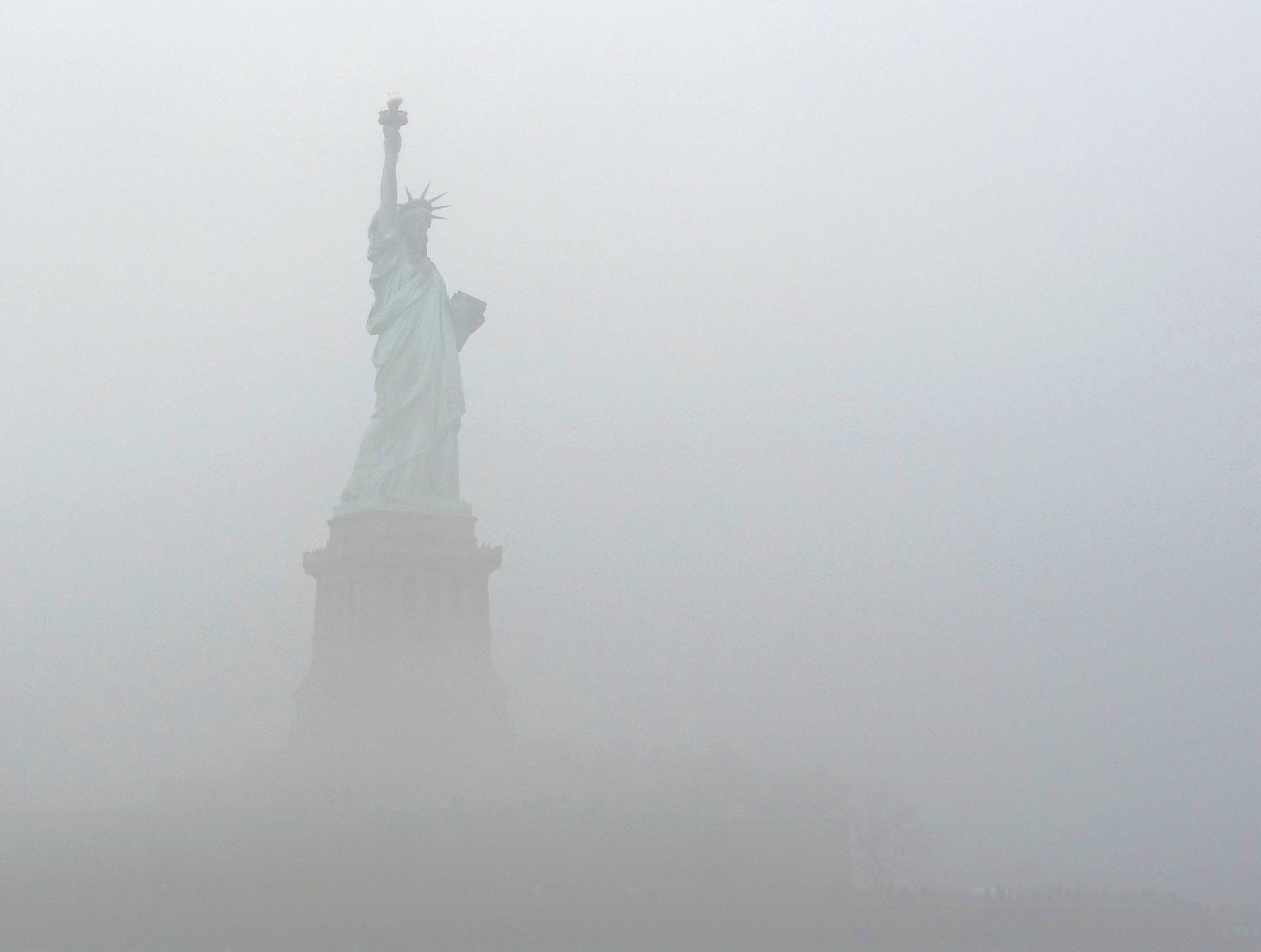 what was the constitutional basis of justice murphy's dissent